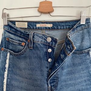 Levi’s Ribcage straight ankle length size 27 (4)